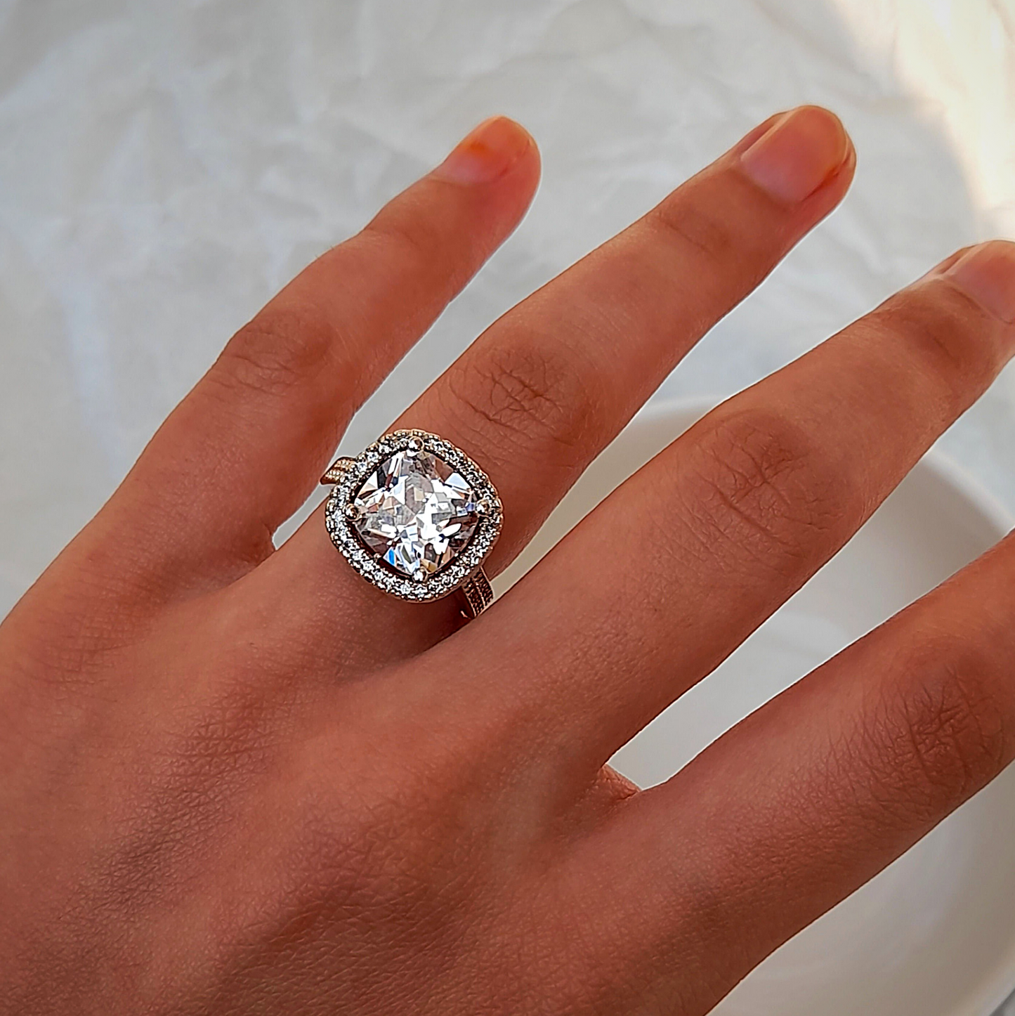 Dazzle Ring (Size US6)