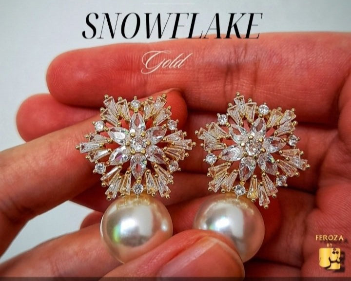 Snowflake Gold Earrings
