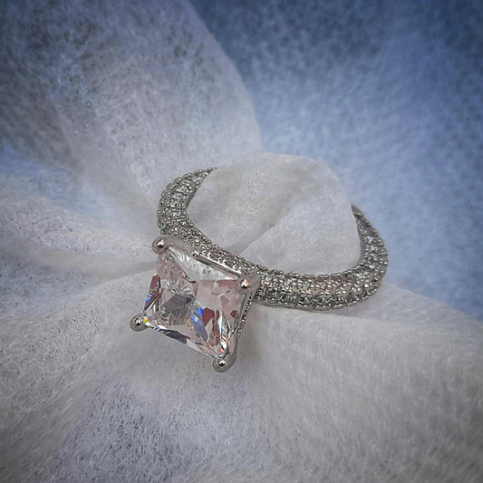 Chere-The Ring (Size US7)