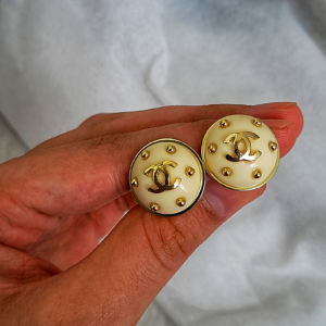 Lily White Earrings