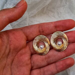 Pearl Shell Earrings