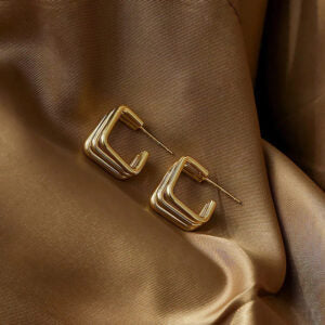 Tri Bar Square Hoops