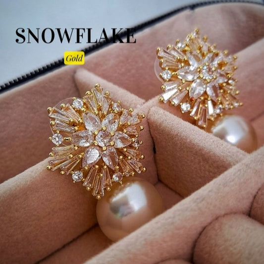 Snowflake Gold Earrings