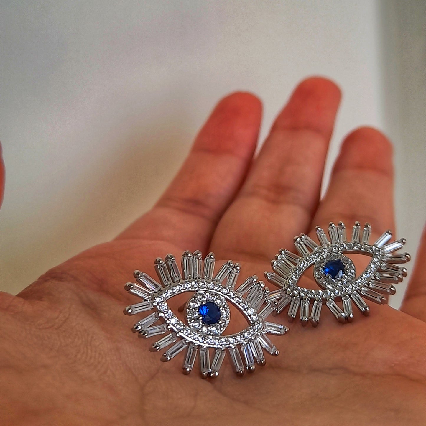 Zirconium Eye Earrings