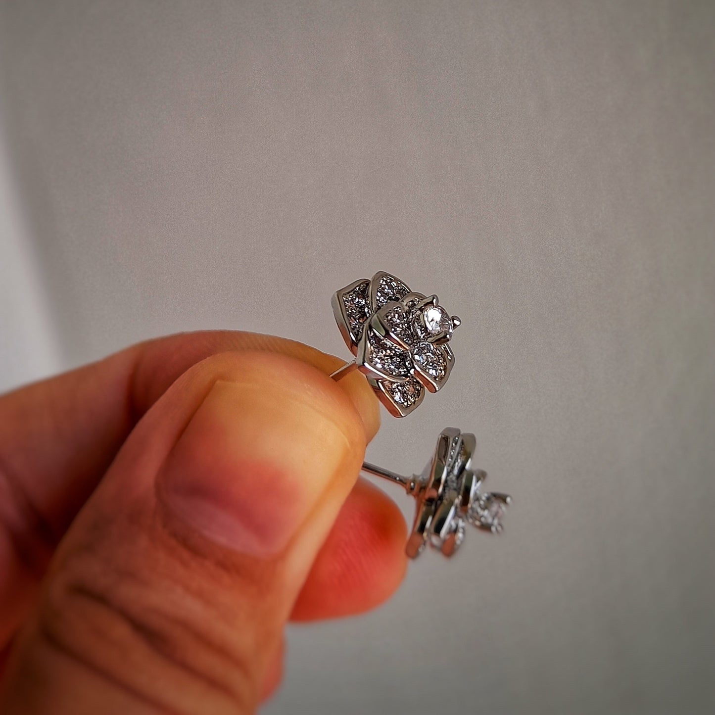 Zirconium Petals Earrings